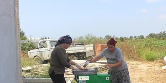 Antalya Büyükşehir Belediyesi, Makine Destekleriyle Toplumun Yanında Duruyor!