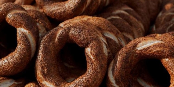 İzmir’de Simit ve Gevrek Fiyatlarına Zam