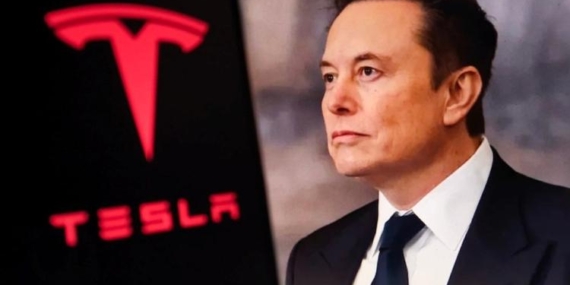 Tesla Cybertruck Direktörü Awasthi Ayrıldı