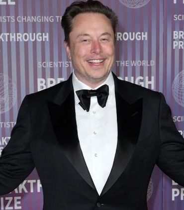 elon-musk-servetiyle-tarih-yazdi-749-milyar-dolar-2djpGyen.jpg