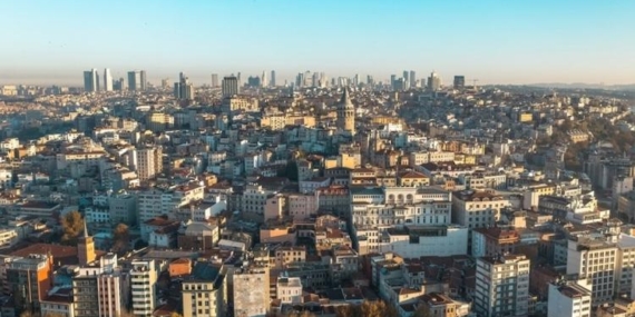 İstanbul Konut Piyasasında “Bina Yaşı” Uçurumu: Aynı Sokakta 2 Kat Fiyat Farkı!