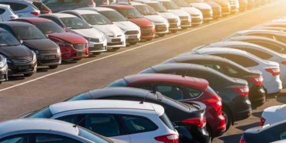 Otomotiv Satışları Kasımda Patladı: 1,2 Milyona Koşuyor